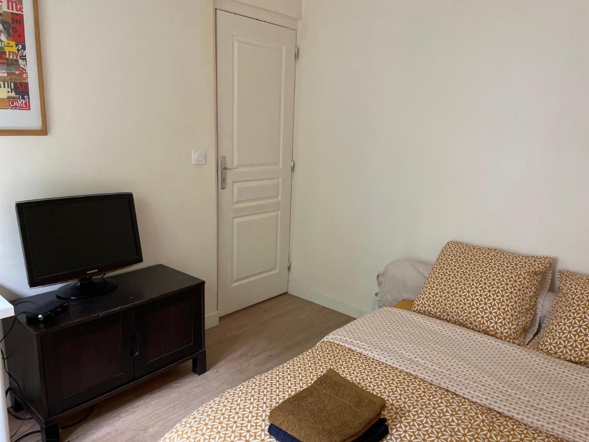 Chambre Dans Une Maison Partagee Neuilly-sur-Marne Luaran gambar