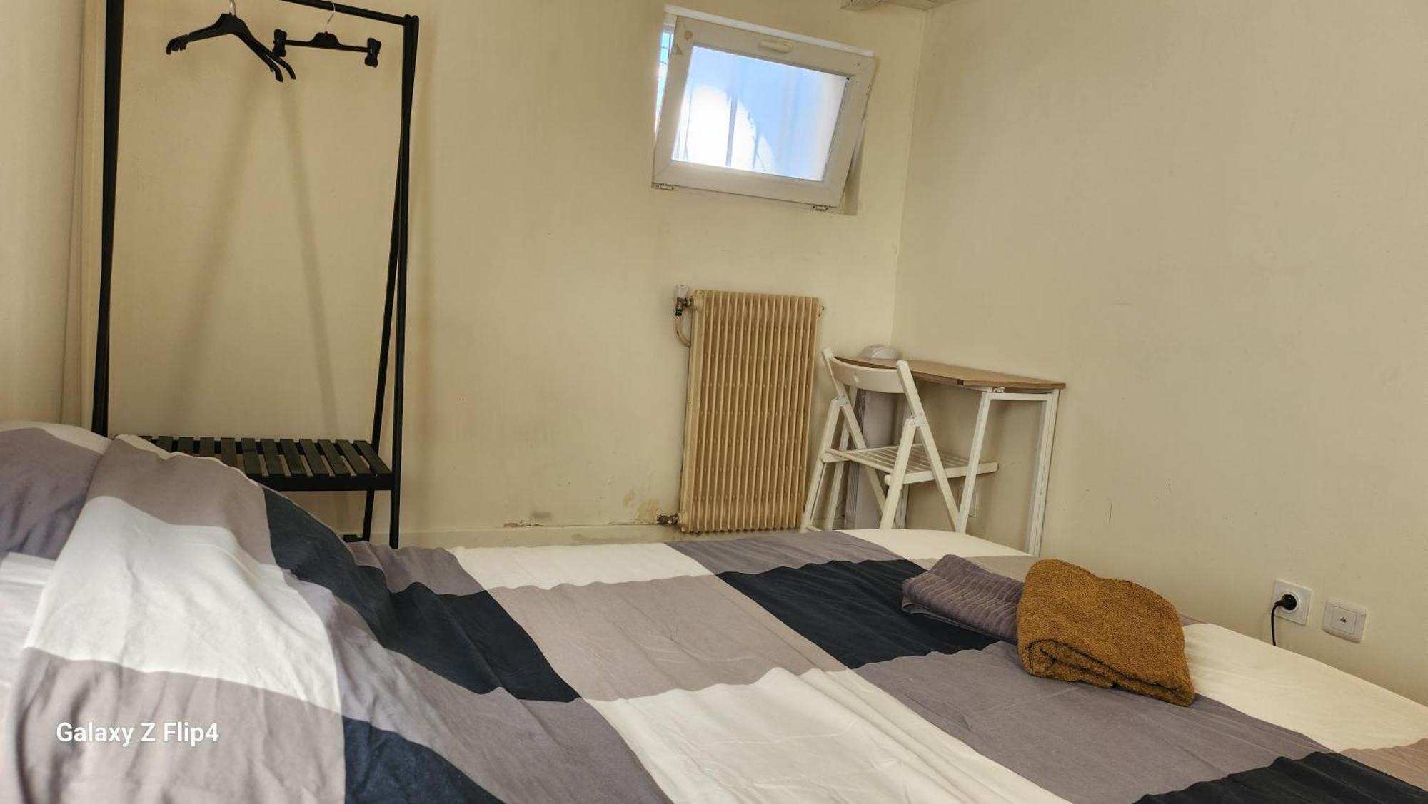 Chambre Dans Une Maison Partagee Neuilly-sur-Marne Luaran gambar